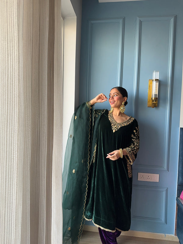 Gulbaagh Phiran Salwar Suit